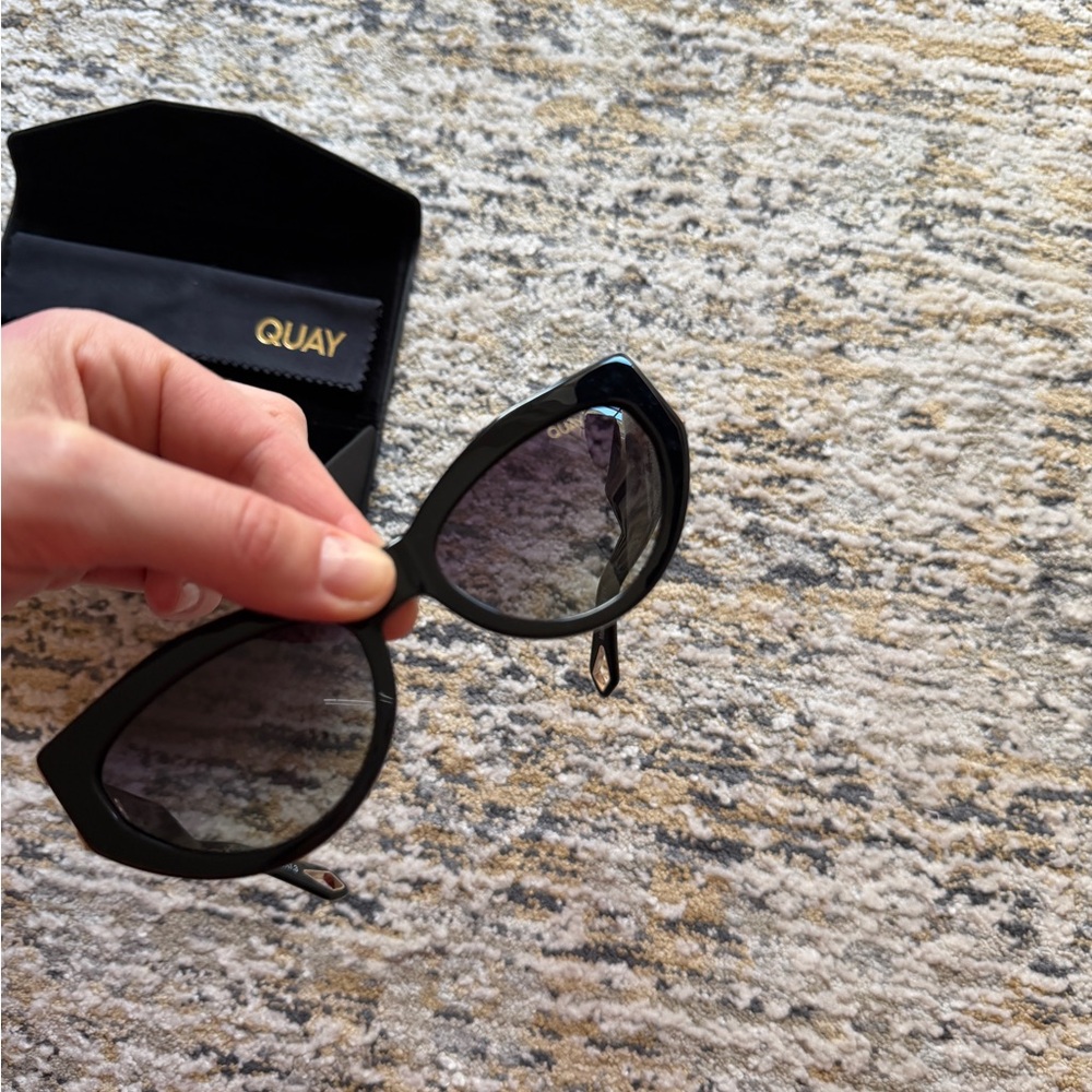 Quay Australia Sunglasses MAD CUTE Cat Eye POLARIZED HTF x
Saweetie Collab Black - Picture 4 of 8